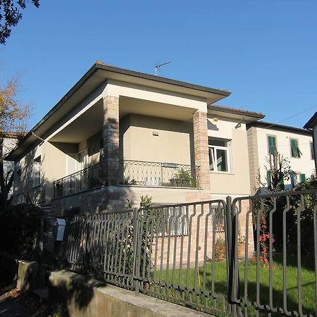 Robin'S Nest Villa Lucca Exterior photo