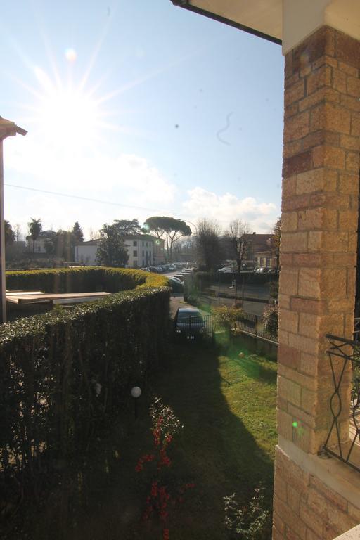 Robin'S Nest Villa Lucca Exterior photo